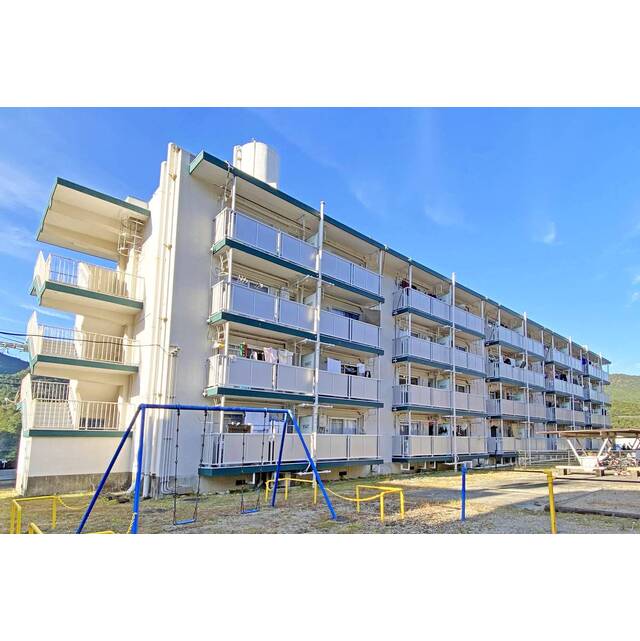 新宮駅より徒歩30分 築55年1ヶ月 4階建の賃貸物件