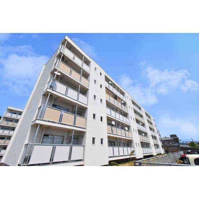 番田駅より徒歩20分 築51年11ヶ月 5階建の賃貸物件