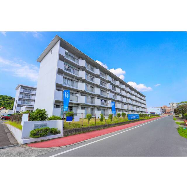 熊本駅より徒歩12分 築25年8ヶ月 5階建の賃貸物件