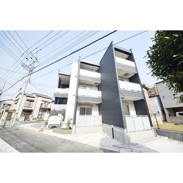 川口元郷駅より徒歩13分 築7年8ヶ月 3階建の賃貸物件