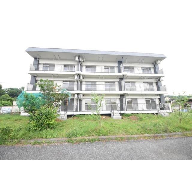 八王子駅よりバス25分 徒歩2分 築47年9ヶ月 3階建の賃貸物件