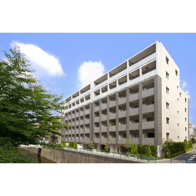 下落合駅より徒歩5分 築17年8ヶ月 7階建の賃貸物件