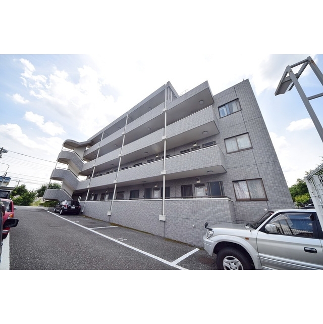 コンフリエ八幡町の賃貸物件