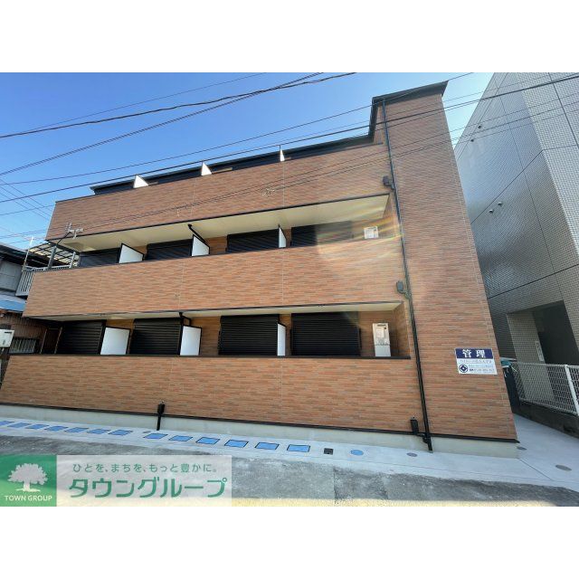 県立大学駅より徒歩7分 築2年11ヶ月 3階建の賃貸物件