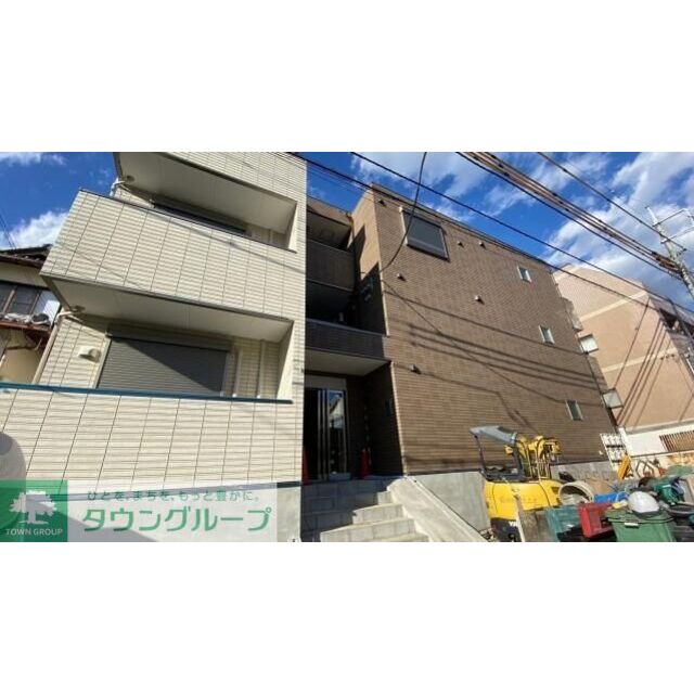 上本郷駅より徒歩4分 築1年11ヶ月 3階建の賃貸物件