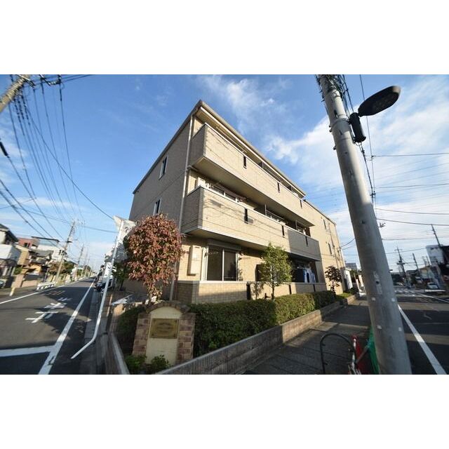 八潮駅より徒歩33分 築17年4ヶ月 3階建の賃貸物件