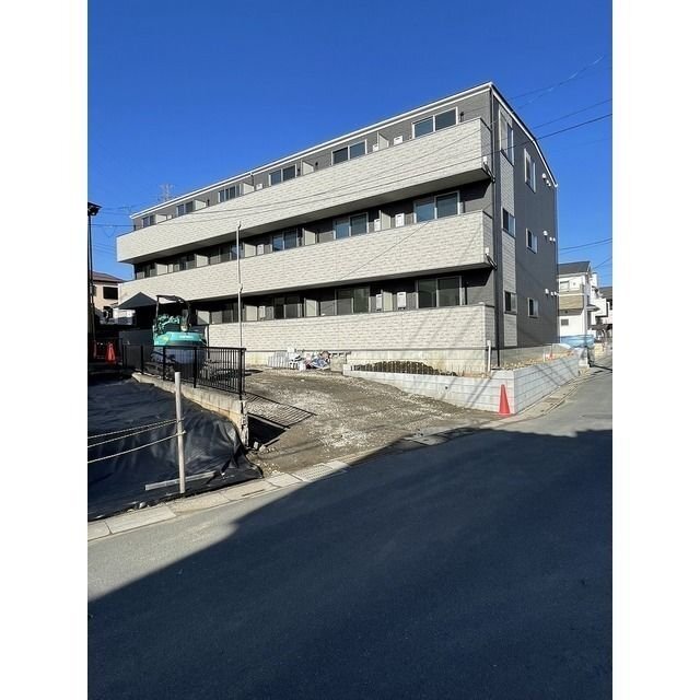 見沼代親水公園駅より徒歩27分 築1年7ヶ月 3階建の賃貸物件