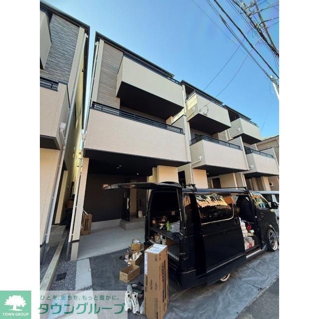 東大宮駅より徒歩9分 築1年4ヶ月 3階建の賃貸物件