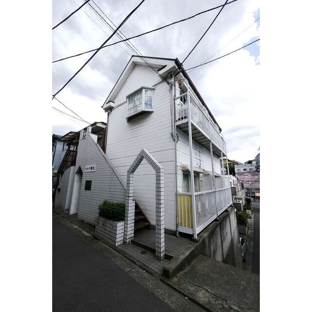 クリスタルホームズの賃貸物件