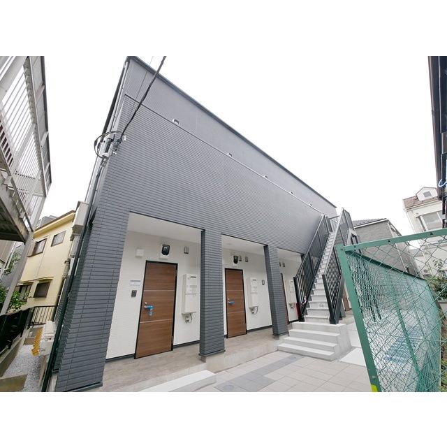 元住吉駅より徒歩8分 築6年2ヶ月 2階建の賃貸物件