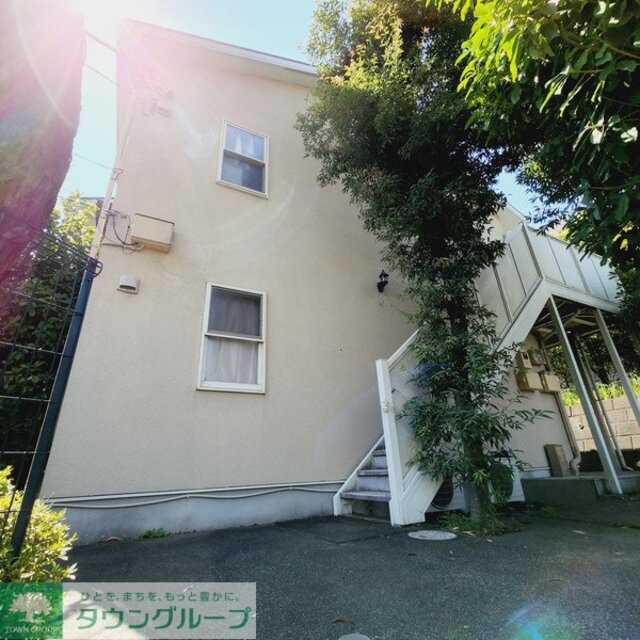 青葉台駅より徒歩15分 築17年9ヶ月 2階建の賃貸物件