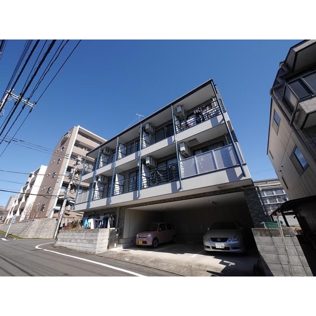 大塚・帝京大学駅より徒歩3分 築23年3ヶ月 3階建の賃貸物件