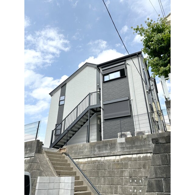 柿生駅より徒歩9分 築1年7ヶ月 2階建の賃貸物件