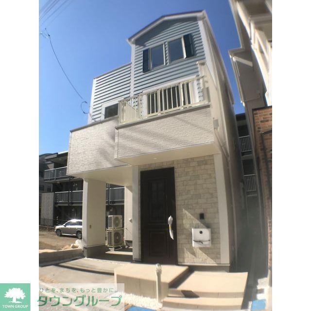 中浦和駅より徒歩19分 築3年8ヶ月 3階建の賃貸物件