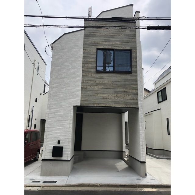 一橋学園駅より徒歩11分 築2年7ヶ月 3階建の賃貸物件