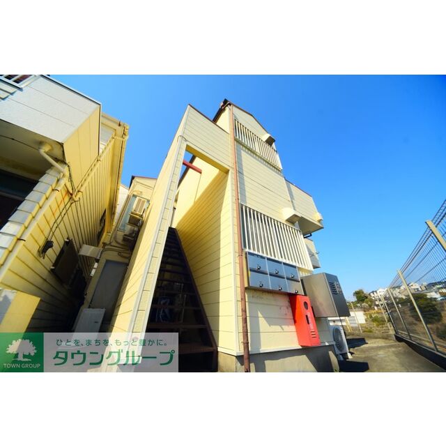 南太田駅より徒歩9分 築34年7ヶ月 2階建の賃貸物件