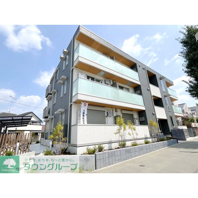 京王堀之内駅より徒歩10分 新築 3階建の賃貸物件