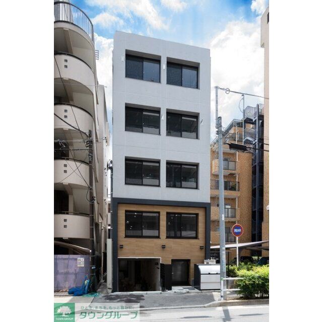 蓮根駅より徒歩8分 築1年3ヶ月 5階建の賃貸物件