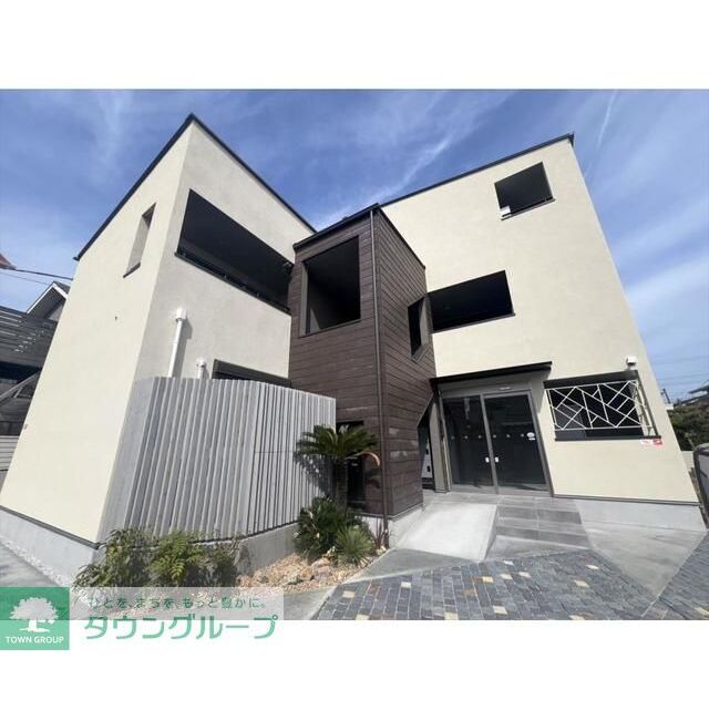 茅ケ崎駅より徒歩17分 新築 3階建の賃貸物件