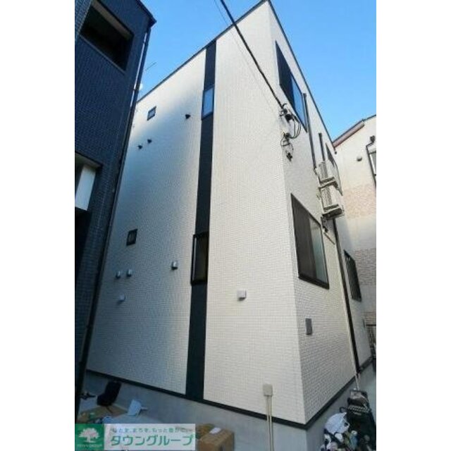 五反野駅より徒歩10分 築5年1ヶ月 2階建の賃貸物件