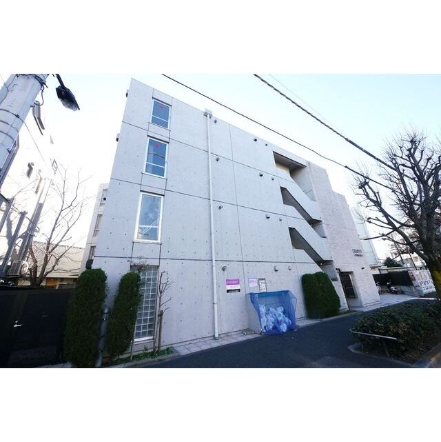 練馬春日町駅より徒歩4分 築19年3ヶ月 4階建の賃貸物件