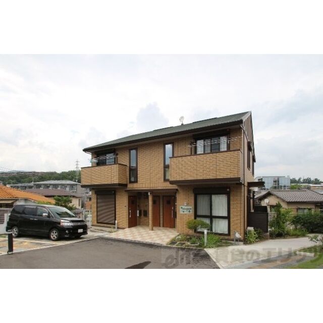 豊川駅より徒歩11分 築10年5ヶ月 2階建の賃貸物件