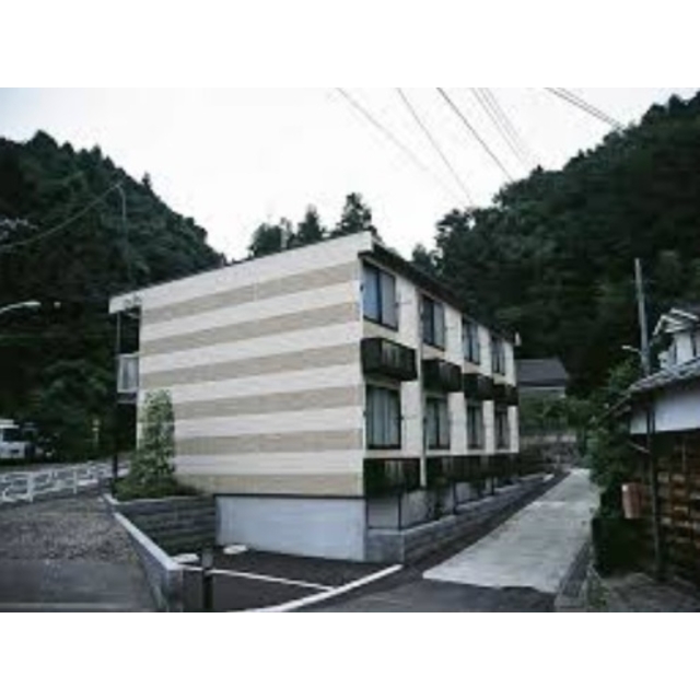 青梅駅より徒歩8分 築19年4ヶ月 2階建の賃貸物件