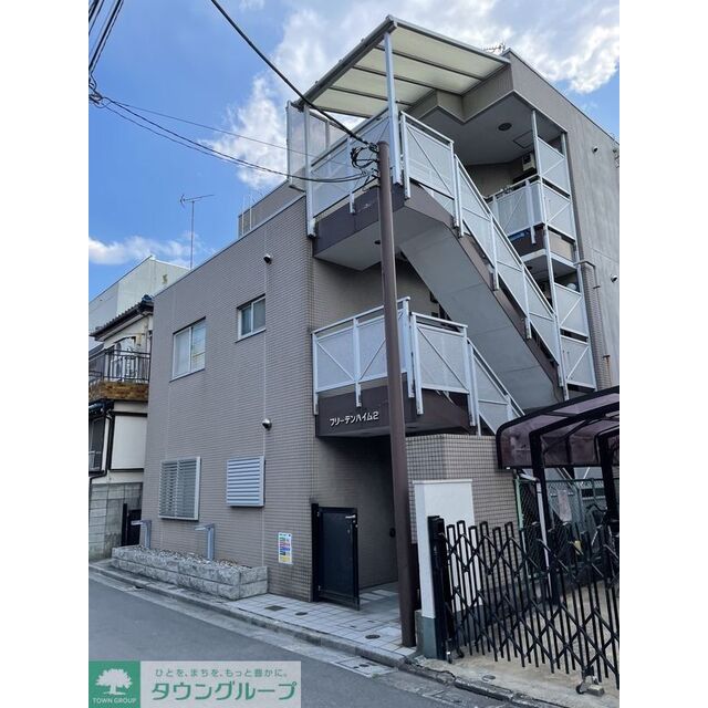 船堀駅より徒歩21分 築32年6ヶ月 3階建の賃貸物件