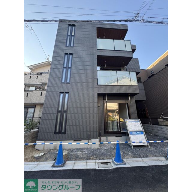 小岩駅より徒歩8分 新築 3階建の賃貸物件