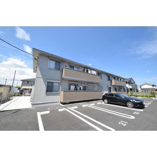 元加治駅より徒歩8分 築11年8ヶ月 2階建の賃貸物件