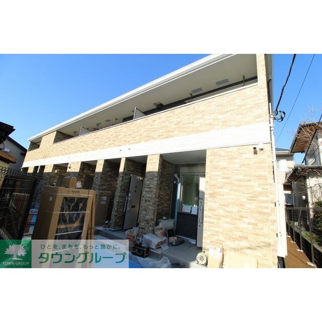 高井戸駅より徒歩15分 築3年10ヶ月 2階建の賃貸物件