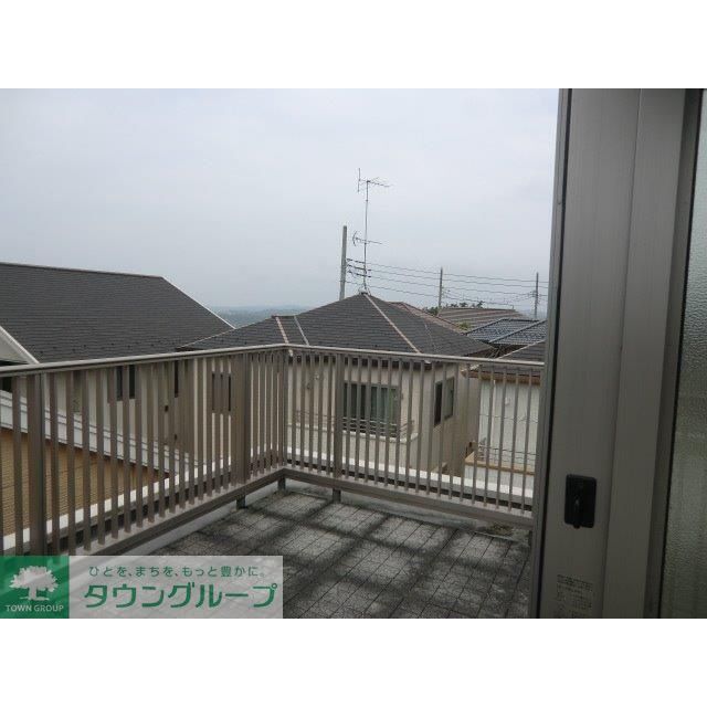 逗子駅よりバス10分 徒歩6分 築19年2ヶ月 2階建の賃貸物件