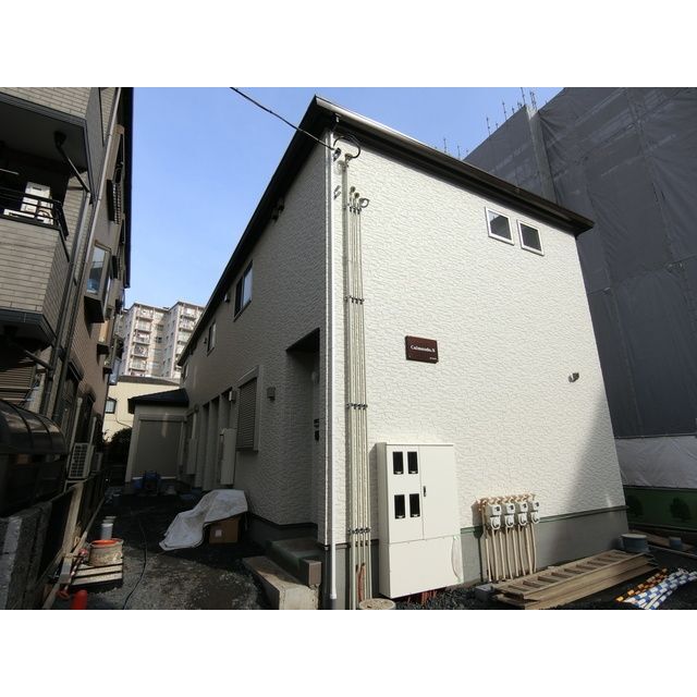 西八王子駅より徒歩4分 築5年8ヶ月 2階建の賃貸物件