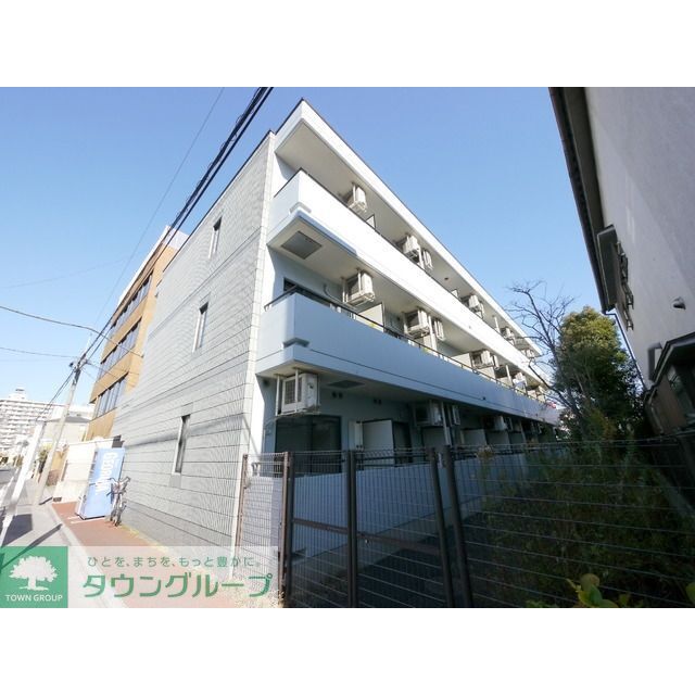 蓮根駅より徒歩8分 築29年8ヶ月 3階建の賃貸物件