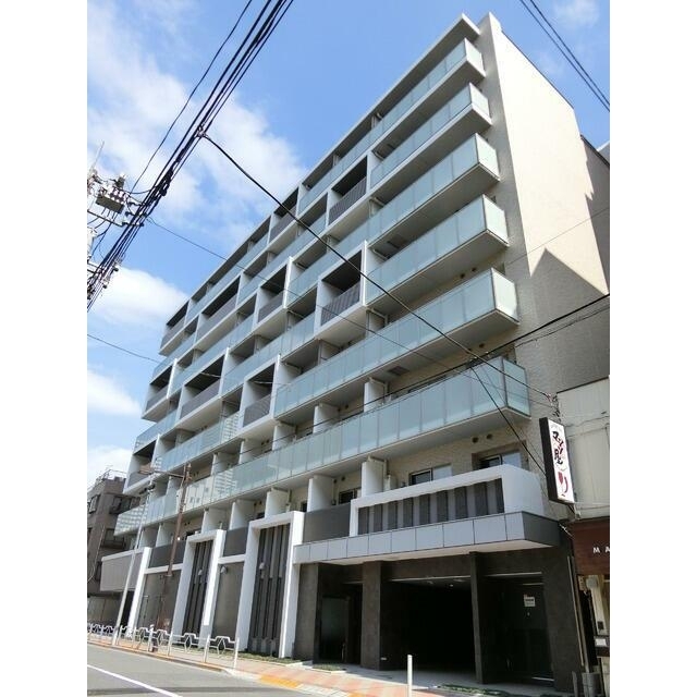 月島駅より徒歩4分 築10年8ヶ月 8階建の賃貸物件