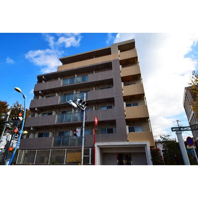 府中駅より徒歩11分 築18年8ヶ月 6階建の賃貸物件