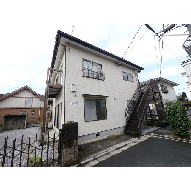 小平駅より徒歩14分 築33年6ヶ月 2階建の賃貸物件