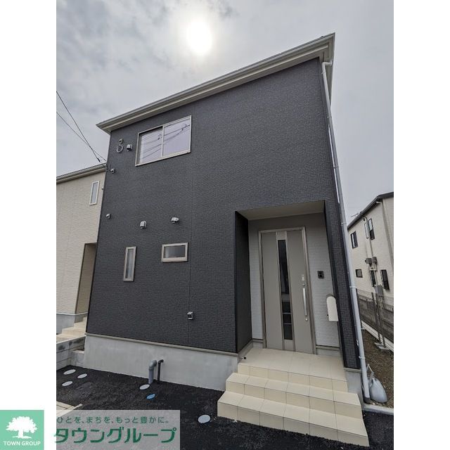 南与野駅より徒歩34分 築1年1ヶ月 2階建の賃貸物件