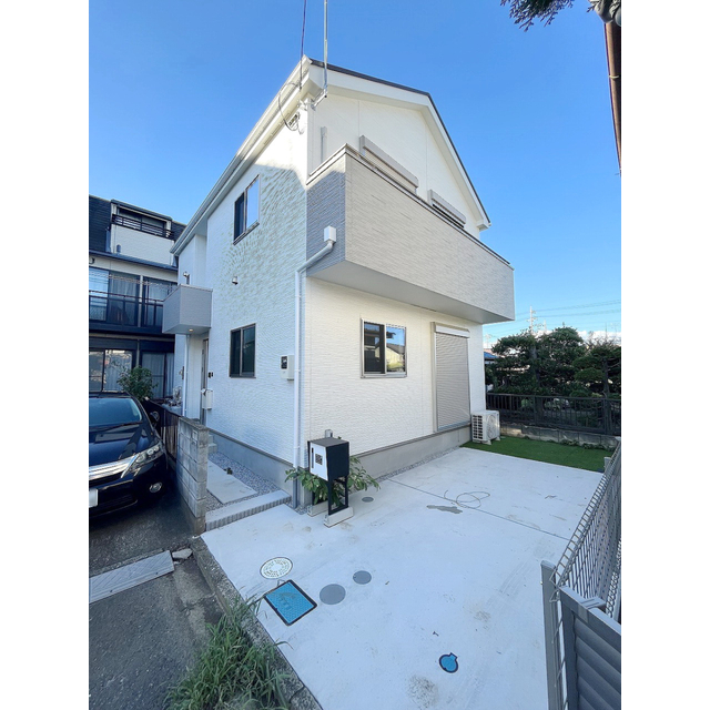 的場駅より徒歩16分 築2年8ヶ月 2階建の賃貸物件