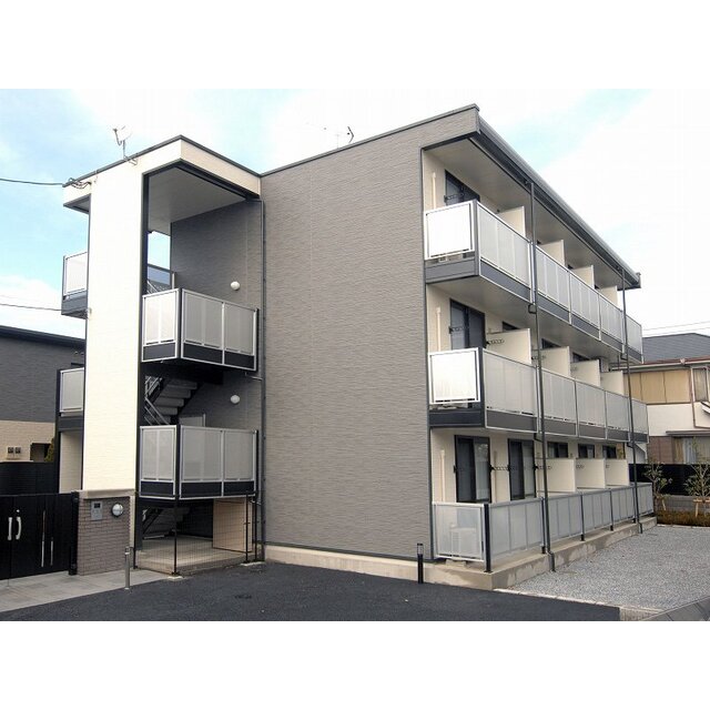 扇大橋駅より徒歩9分 築17年10ヶ月 3階建の賃貸物件