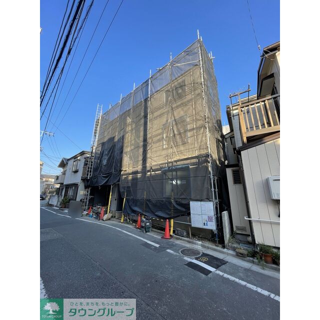 西新井駅より徒歩16分 新築 3階建の賃貸物件