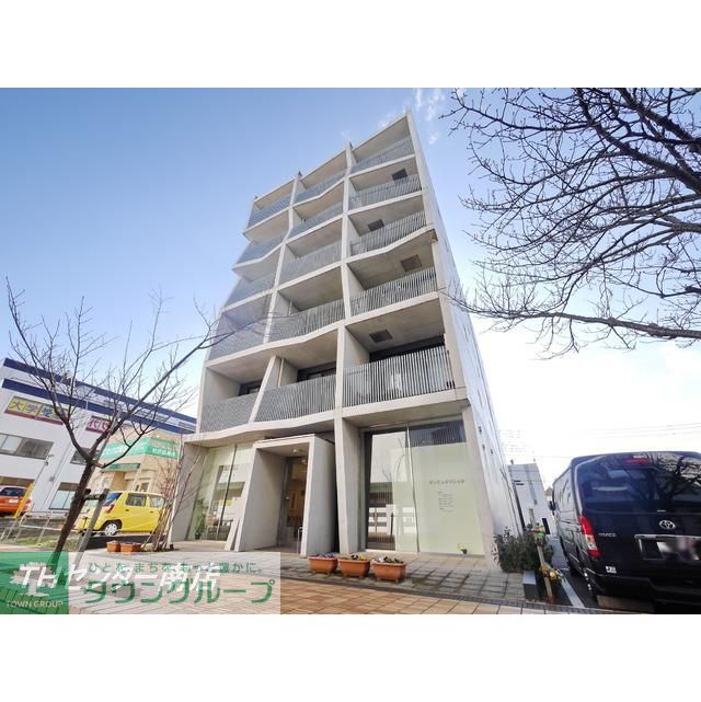 都筑ふれあいの丘駅より徒歩1分 築17年9ヶ月 6階建の賃貸物件