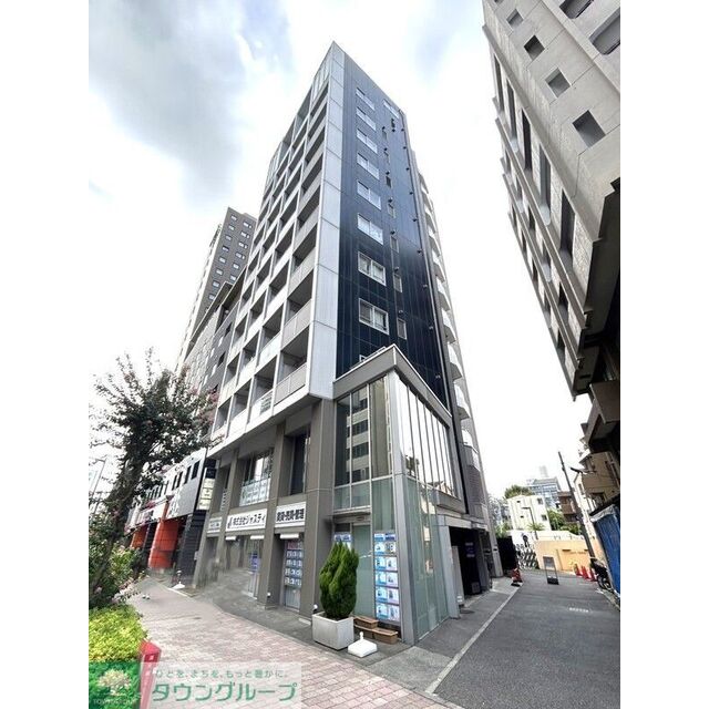 西新宿五丁目駅より徒歩1分 築17年9ヶ月 12階建の賃貸物件