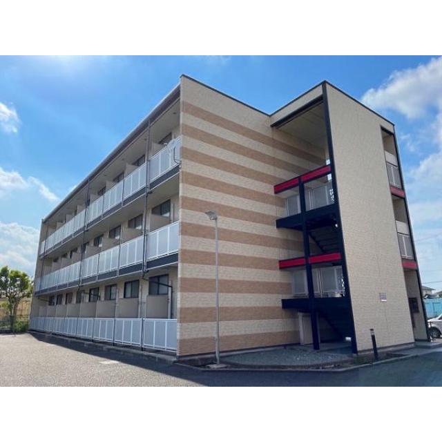 本厚木駅よりバス16分 徒歩3分 築20年6ヶ月 3階建の賃貸物件