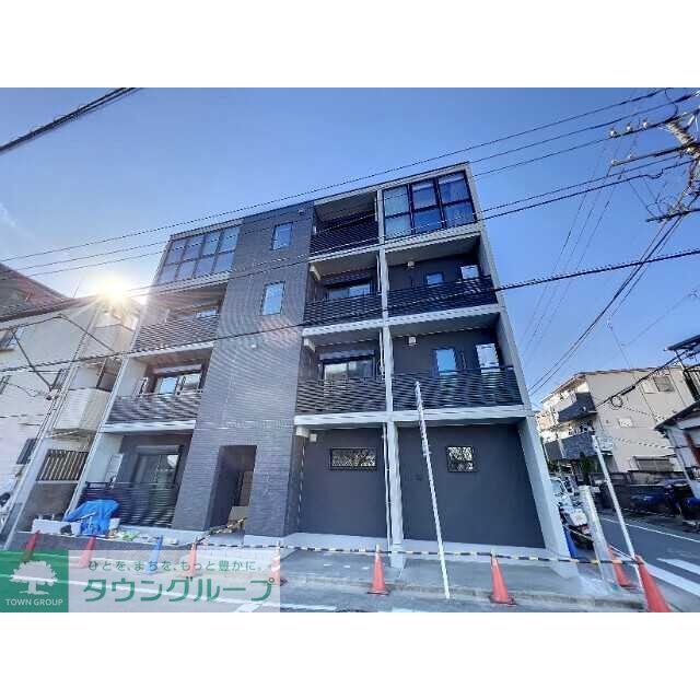 大山駅より徒歩9分 築1年11ヶ月 4階建の賃貸物件