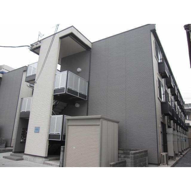 北戸田駅より徒歩16分 築16年7ヶ月 3階建の賃貸物件