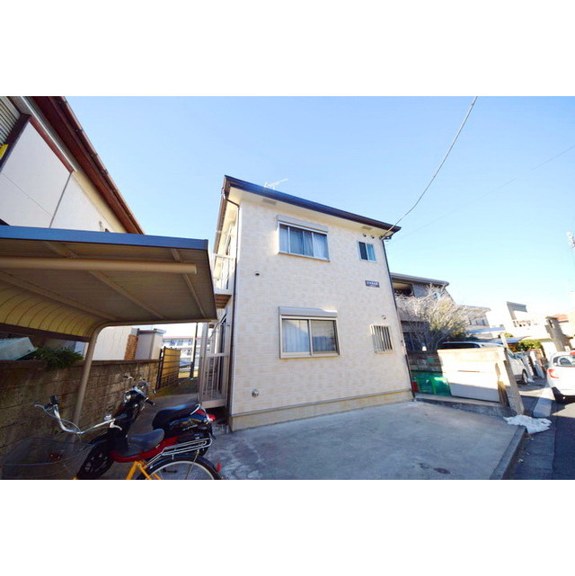 大塚・帝京大学駅より徒歩12分 築13年9ヶ月 2階建の賃貸物件