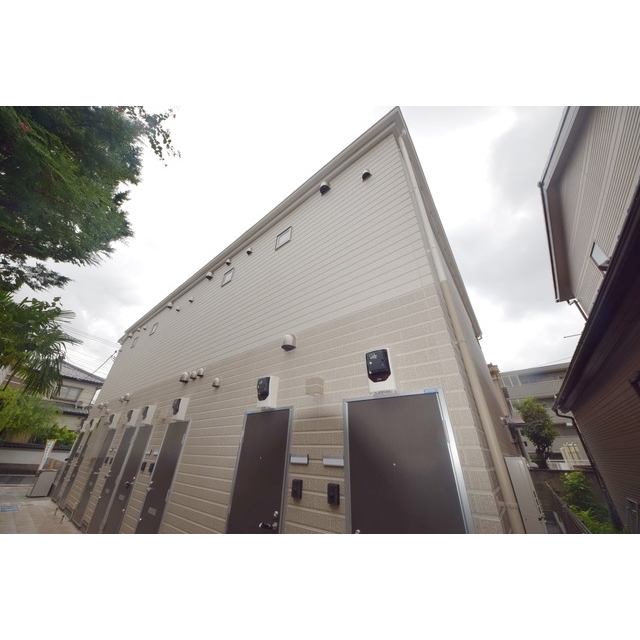 竹ノ塚駅より徒歩10分 築7年3ヶ月 2階建の賃貸物件