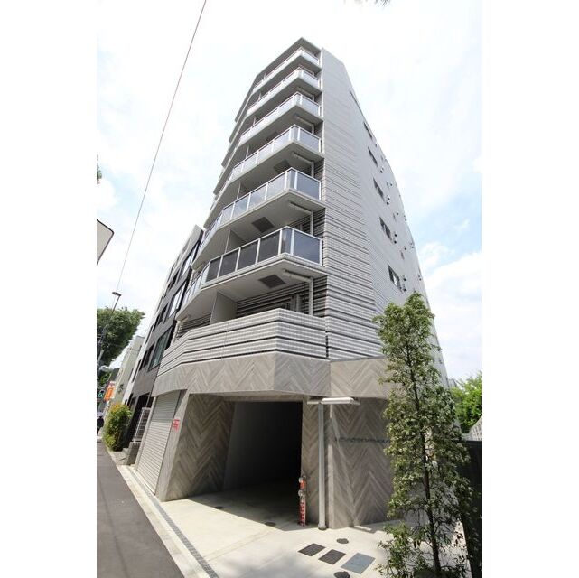 芦花公園駅より徒歩5分 築8年1ヶ月 8階建の賃貸物件