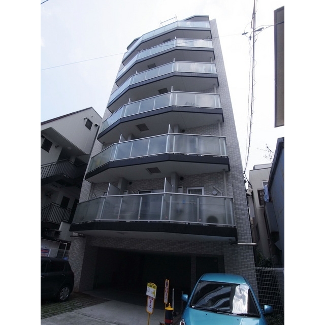 学芸大学駅より徒歩3分 築18年1ヶ月 8階建の賃貸物件